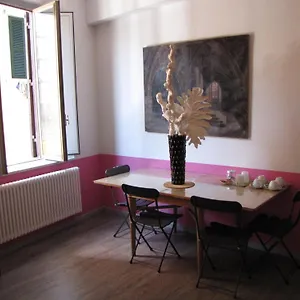 https://trastevere-colors.it-romehotels.com